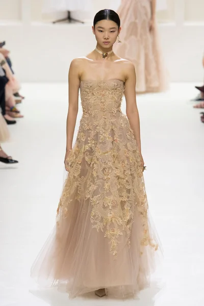 Look 57